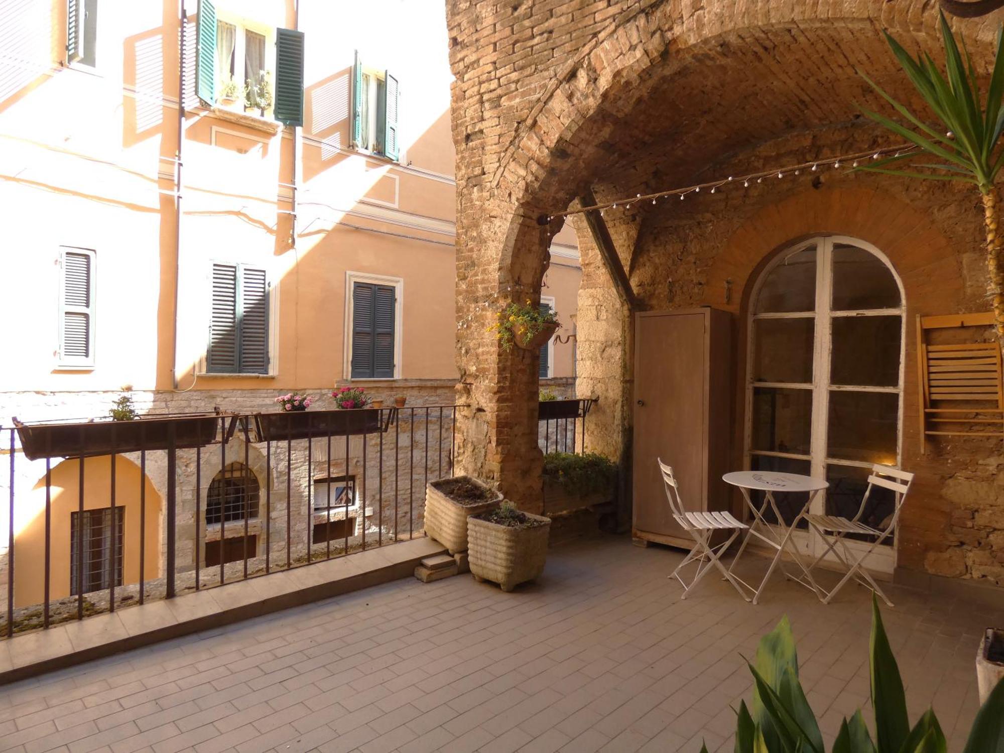 Via Vincioli - La Terrazza Nel Cuore Di Perugia Dış mekan fotoğraf